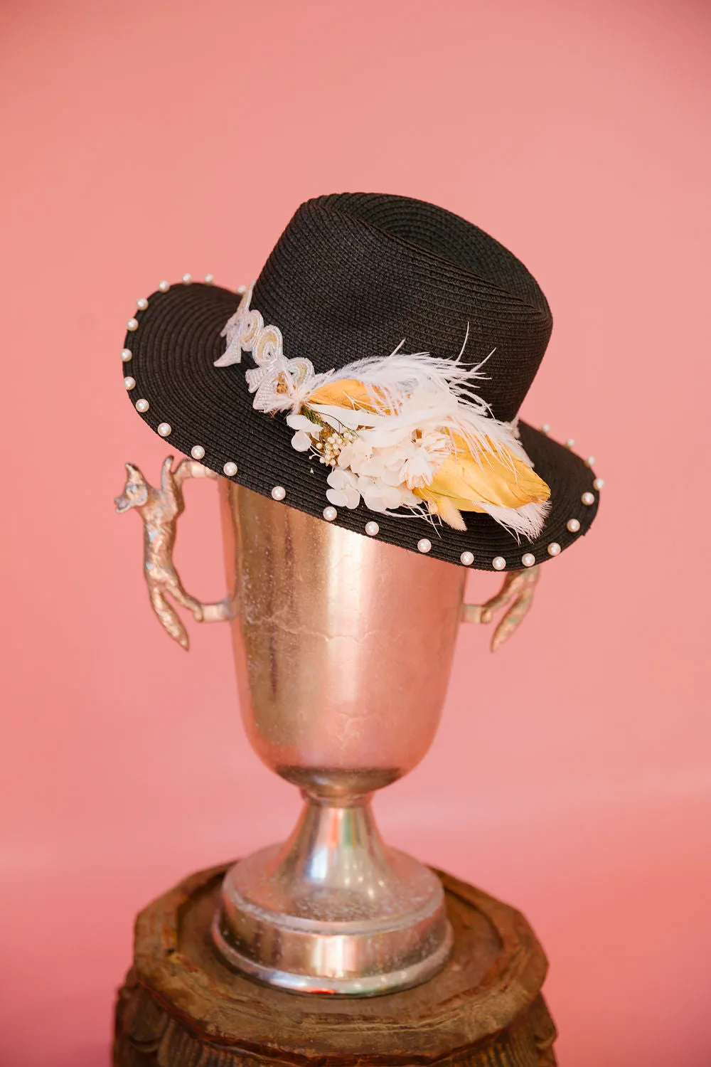 BEADED BOWS BLACK SUN HAT