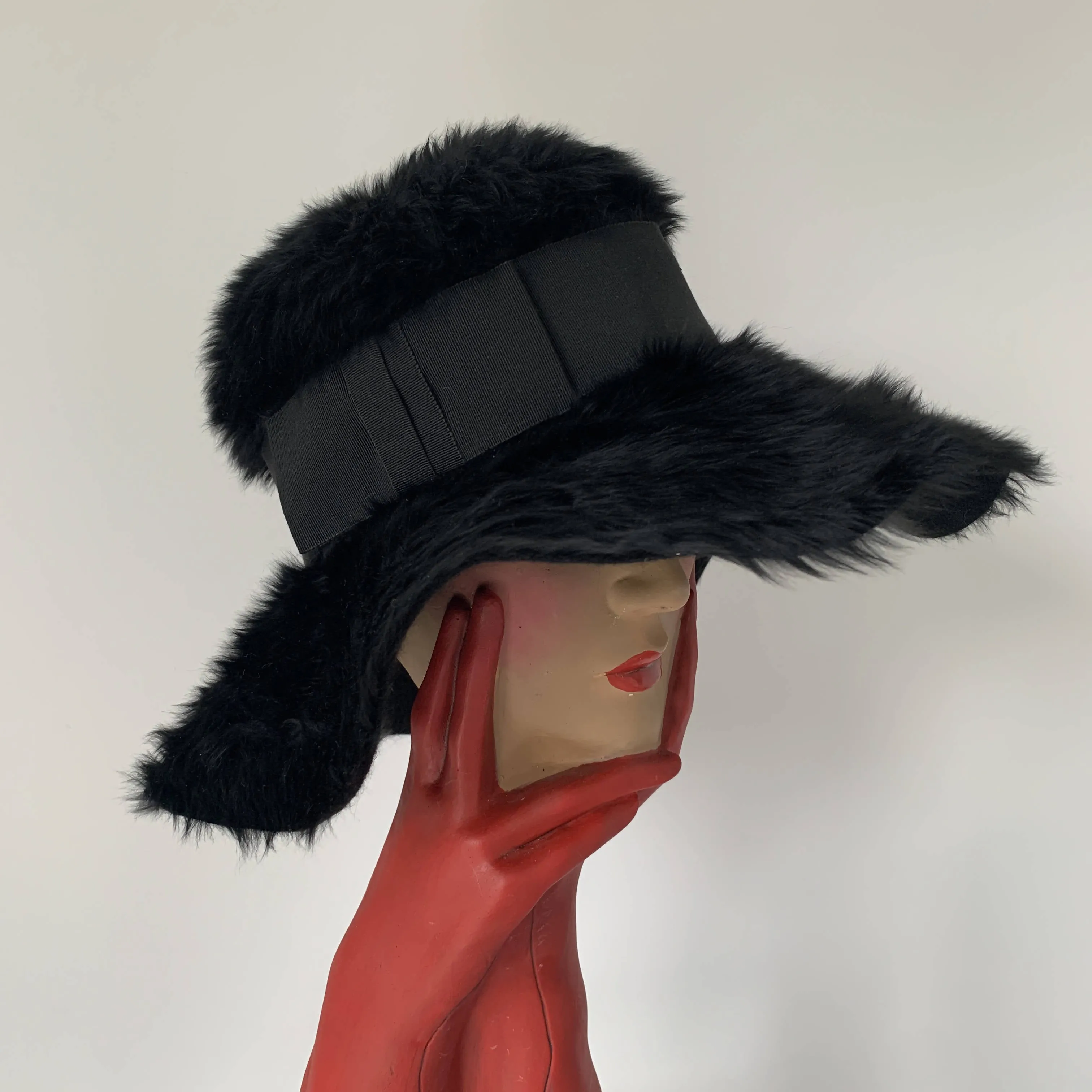 classic Vintage Christian DIor black wool fur couture hat