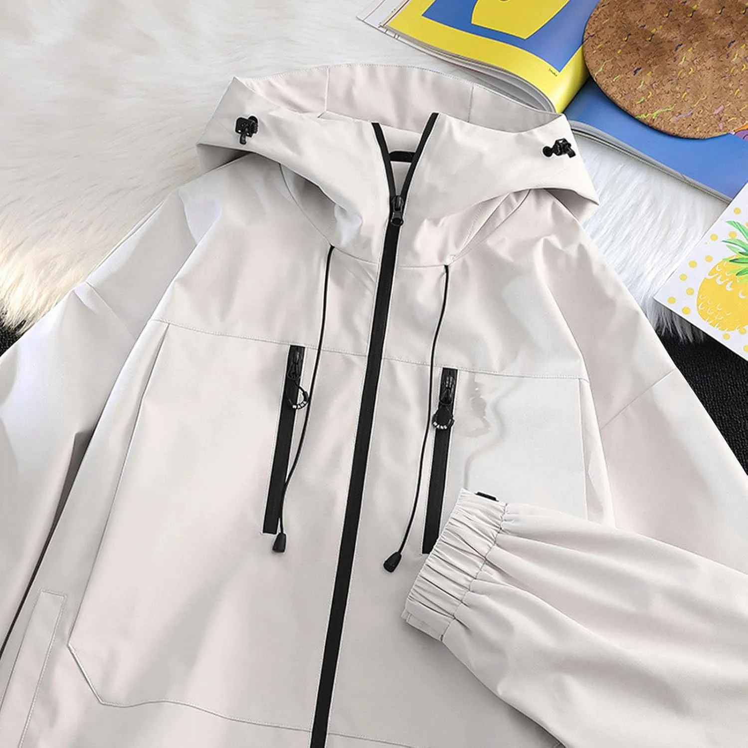 Lmdudan Women Rain Jacket Lightweight Waterproof Coat Hooded Jackets Lightweight Windbreaker Raincoat Outwear with Pockets