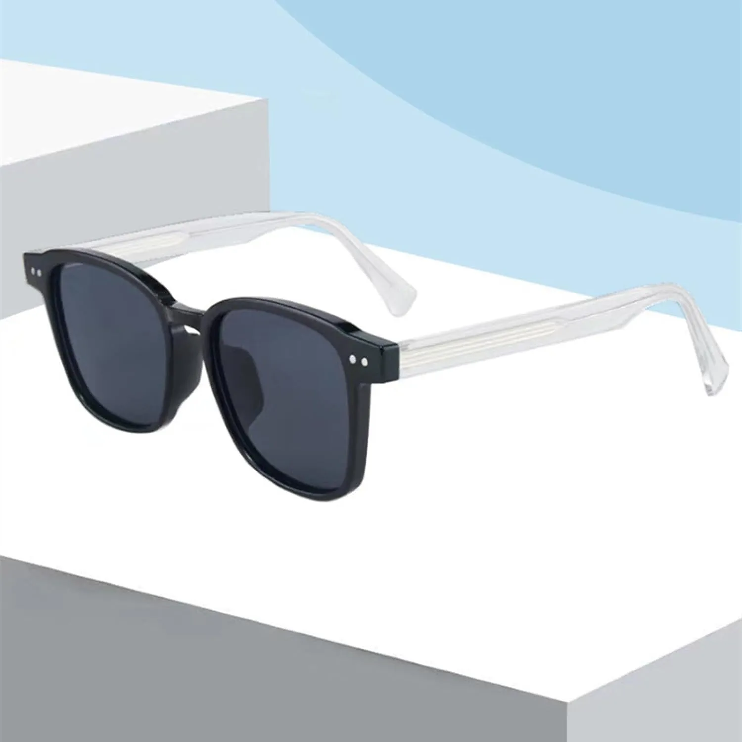 Retro Women Luxury Sunglasses Fashion Rivets Decoration Double Color Men Shades Uv400 Trending Sun Glasses