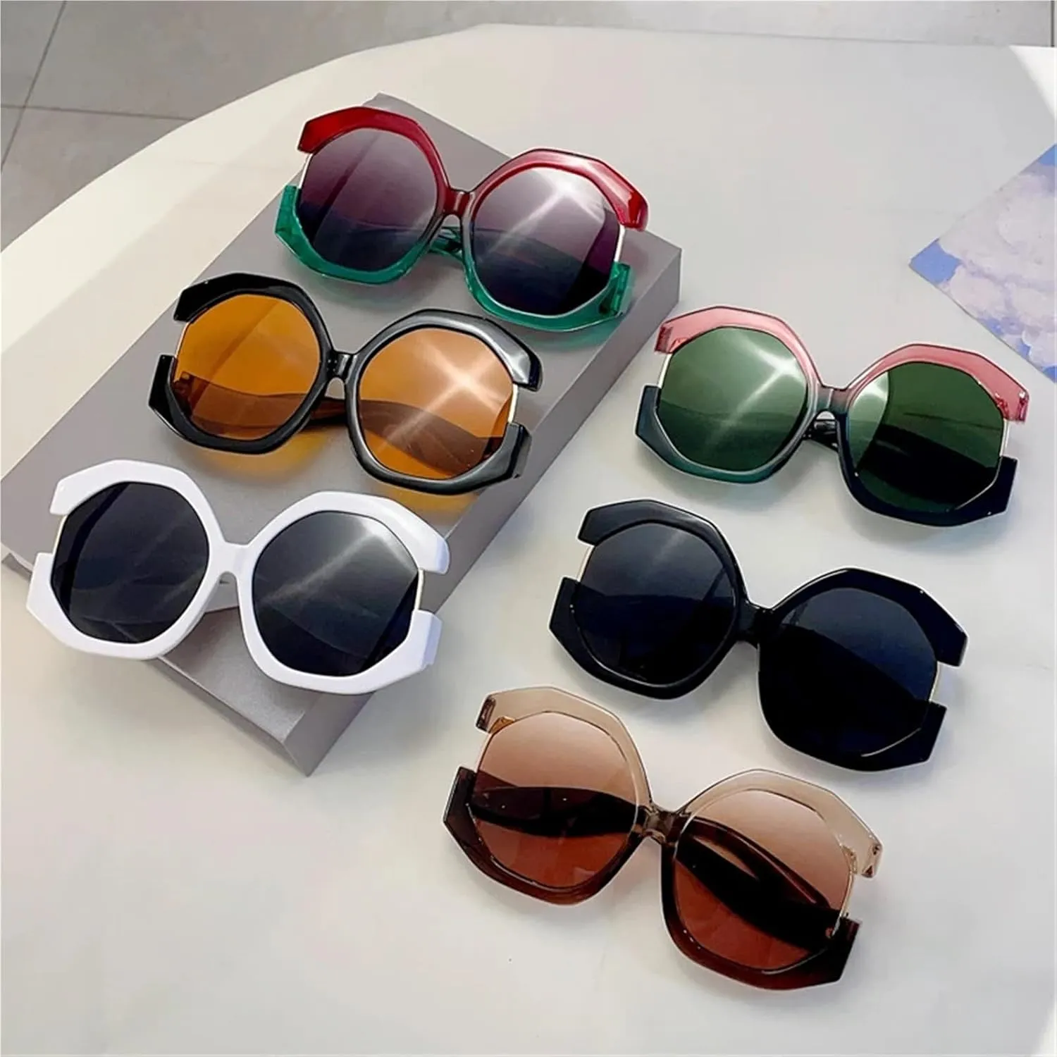 Round Sunglasses Women Fashion Vintage Outdoor Vacation Shades