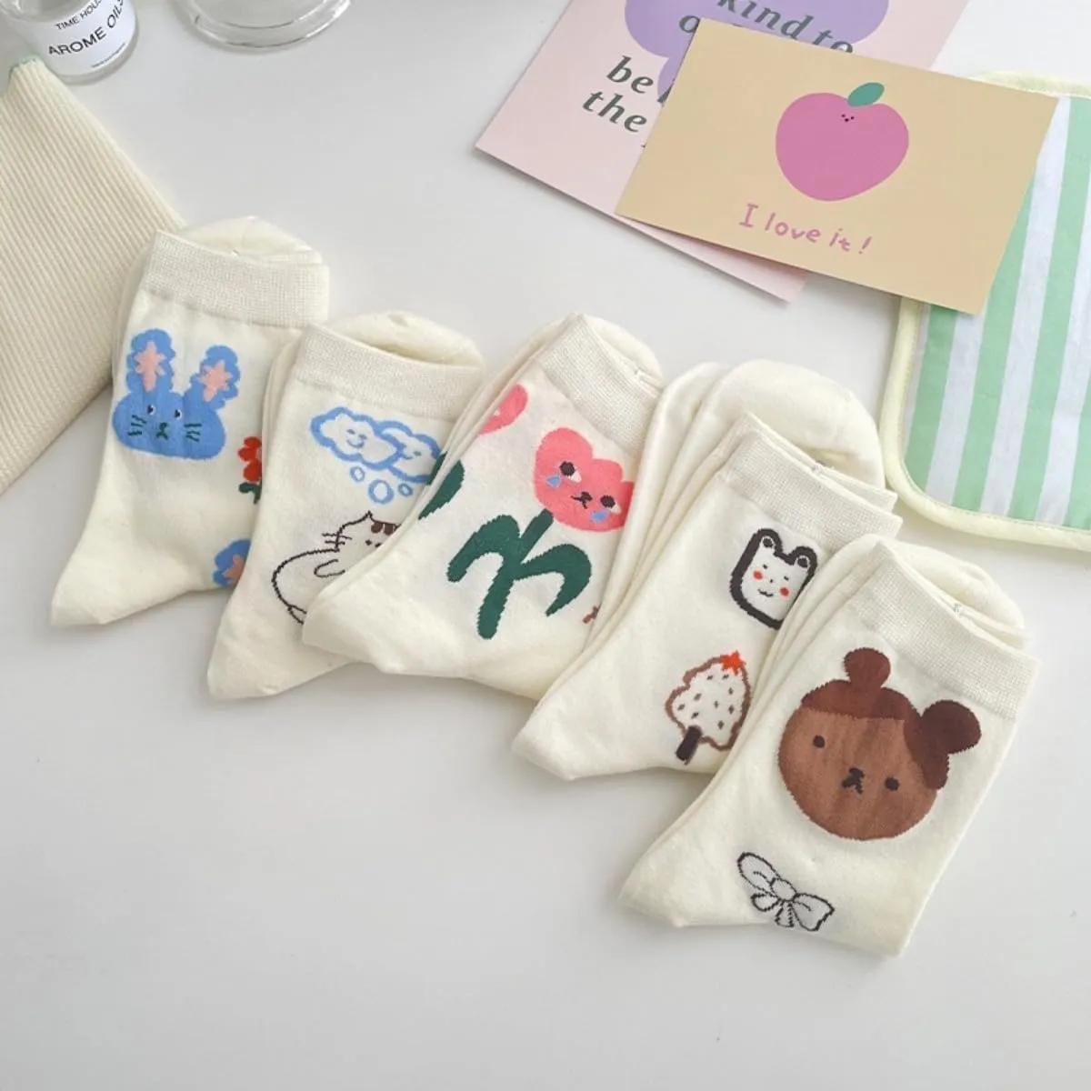 Womens Crew Socks Casual Cotton Socks Cute Fun Novelty Girl Thin Dress Socks 6-pairs