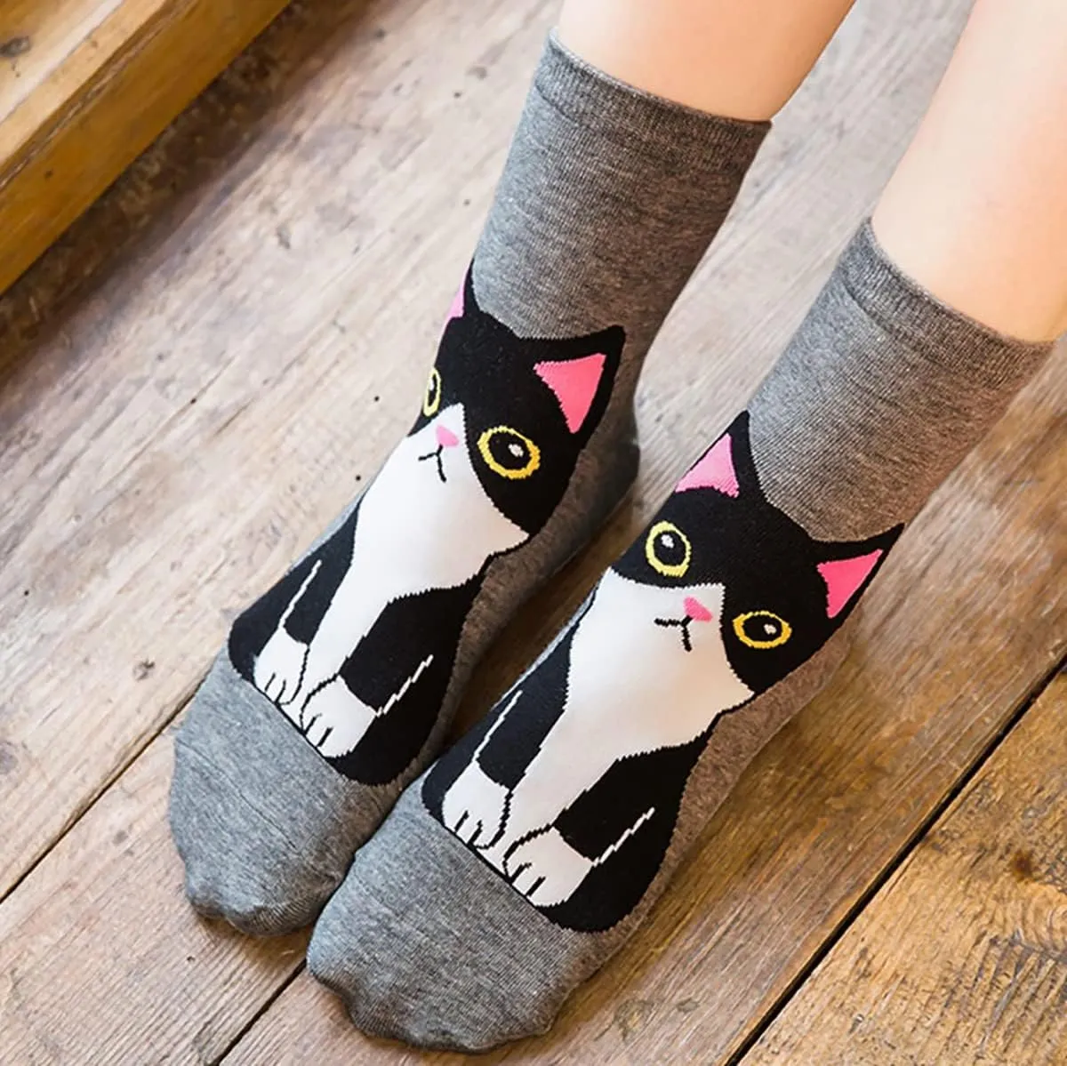 Womens Cute Cat Socks Funny Animal Pattern Gift Socks for Lady Female Girl Soft Cotton Pet Sox 5 Pairs