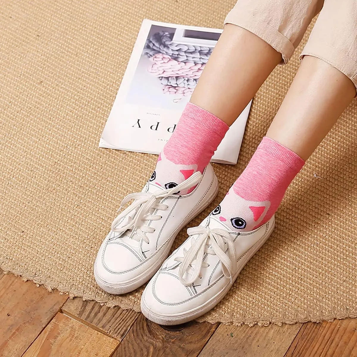 Womens Cute Cat Socks Funny Animal Pattern Gift Socks for Lady Female Girl Soft Cotton Pet Sox 5 Pairs