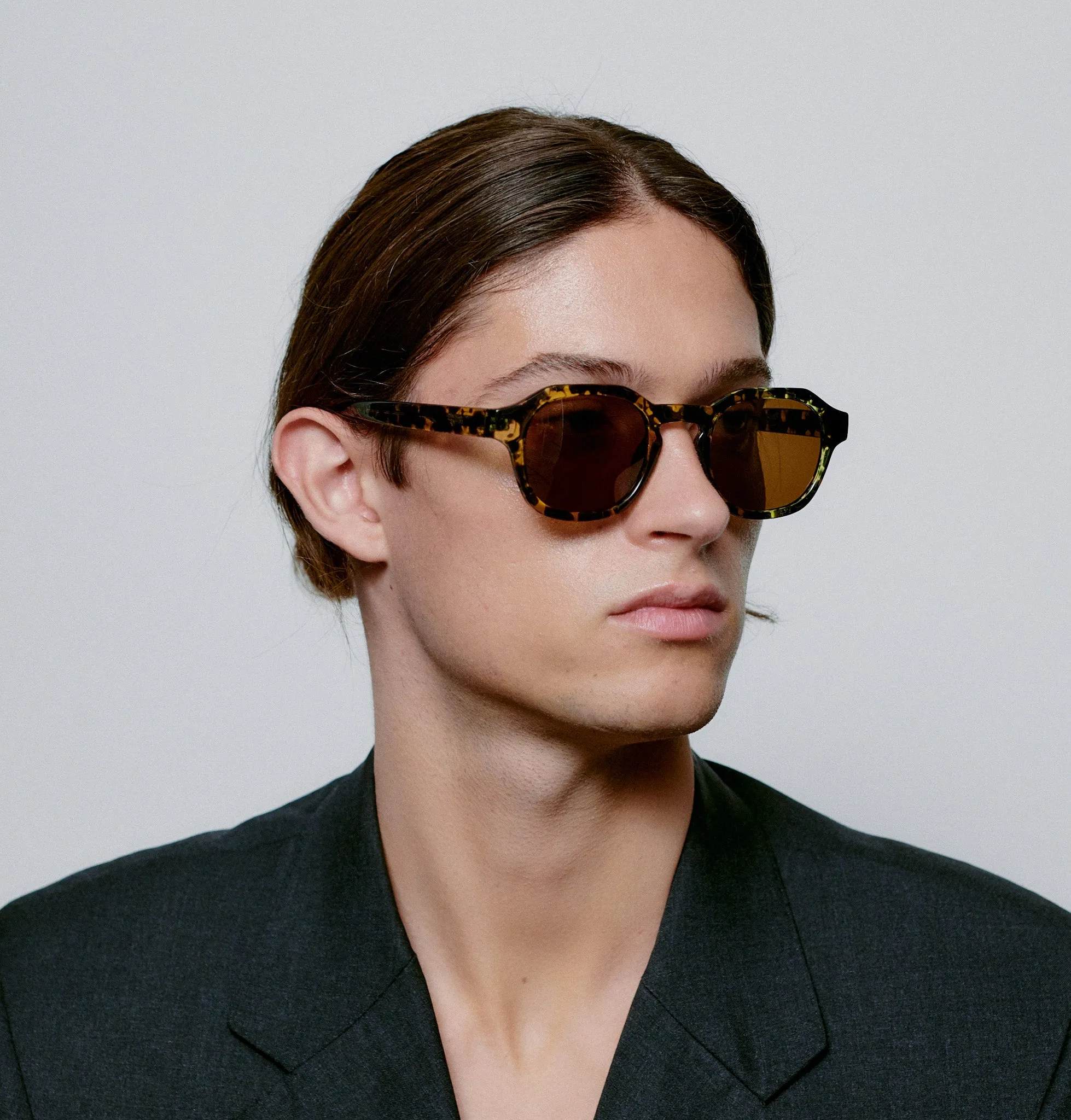Zan Sunglasses - Black / Yellow Transparent
