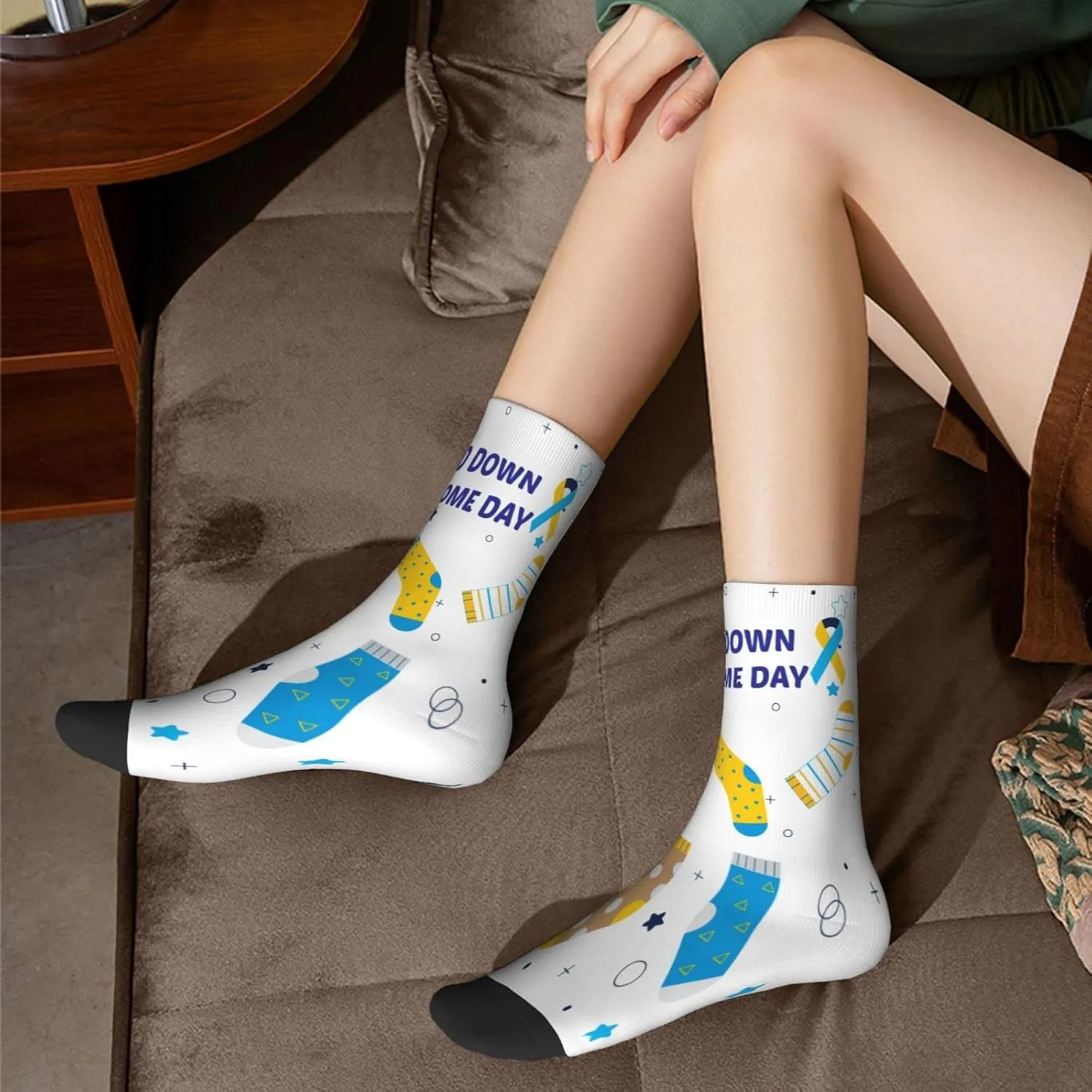 ZAZYXTJ Middle Calf Socks Crew Athletic Socks Novelty Cozy Casual Socks for Womens Mens